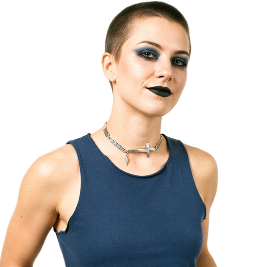 close-up of Grunge Silver Chain Choker, alt